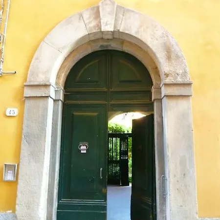 Apartmán Authentic And Elegant Inside Historical Center *
